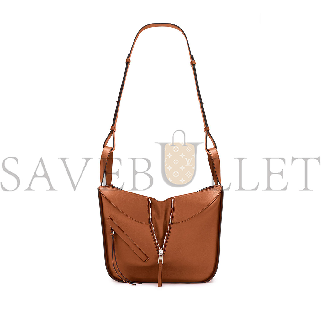 LOEWE SMALL HAMMOCK BAG IN CLASSIC CALFSKIN 0010110567 (30*25*13.5cm)